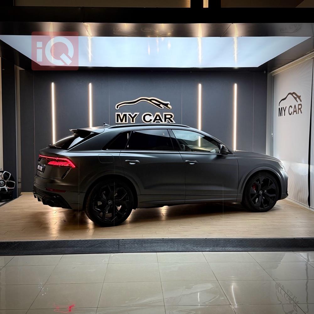 اودي RSQ8